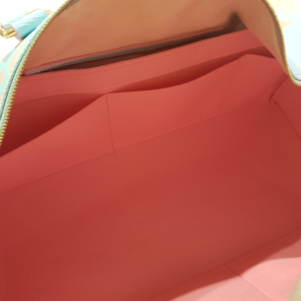 Luxury style Keepall Duffle - Picture 14 of 16